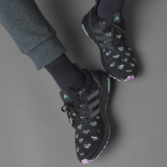Adidas Ultraboost 1.0 Valentines Day 2023 Black Unisex - Picture 2 of 14